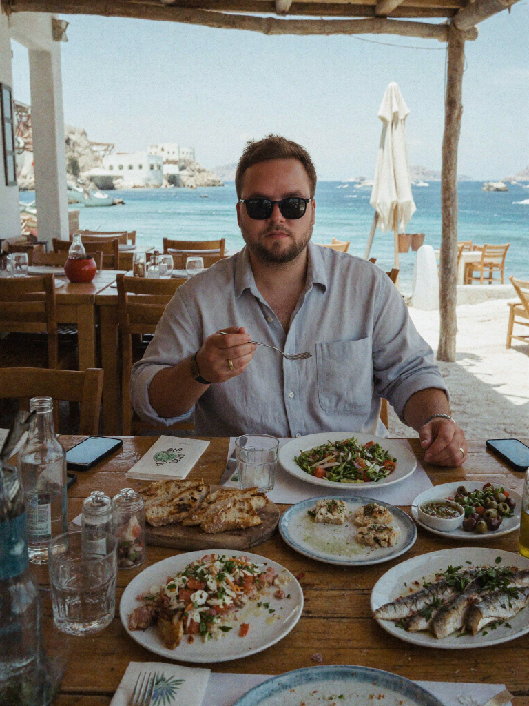 Tretiakov — lunch by the sea on a Greek island